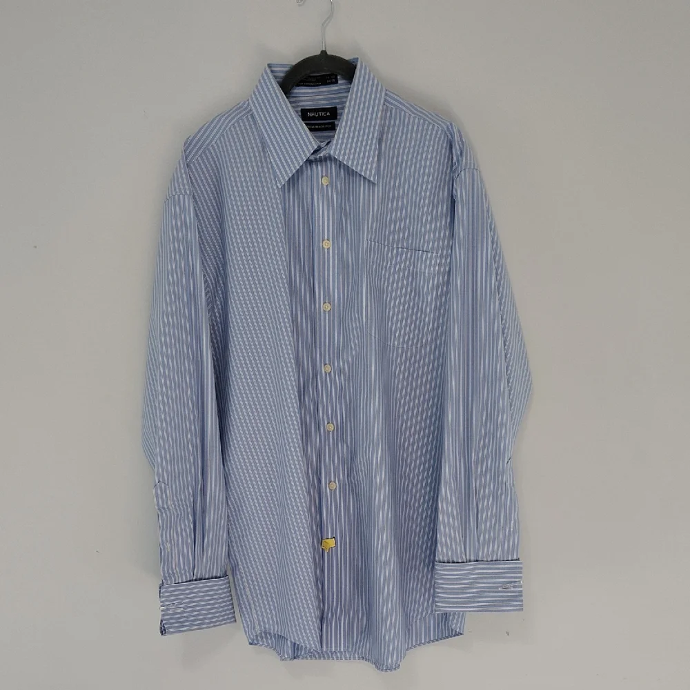 Nautica Dress Shirt Size 16 1/2 34/35. No Iron Cotton Office Professional Blue
